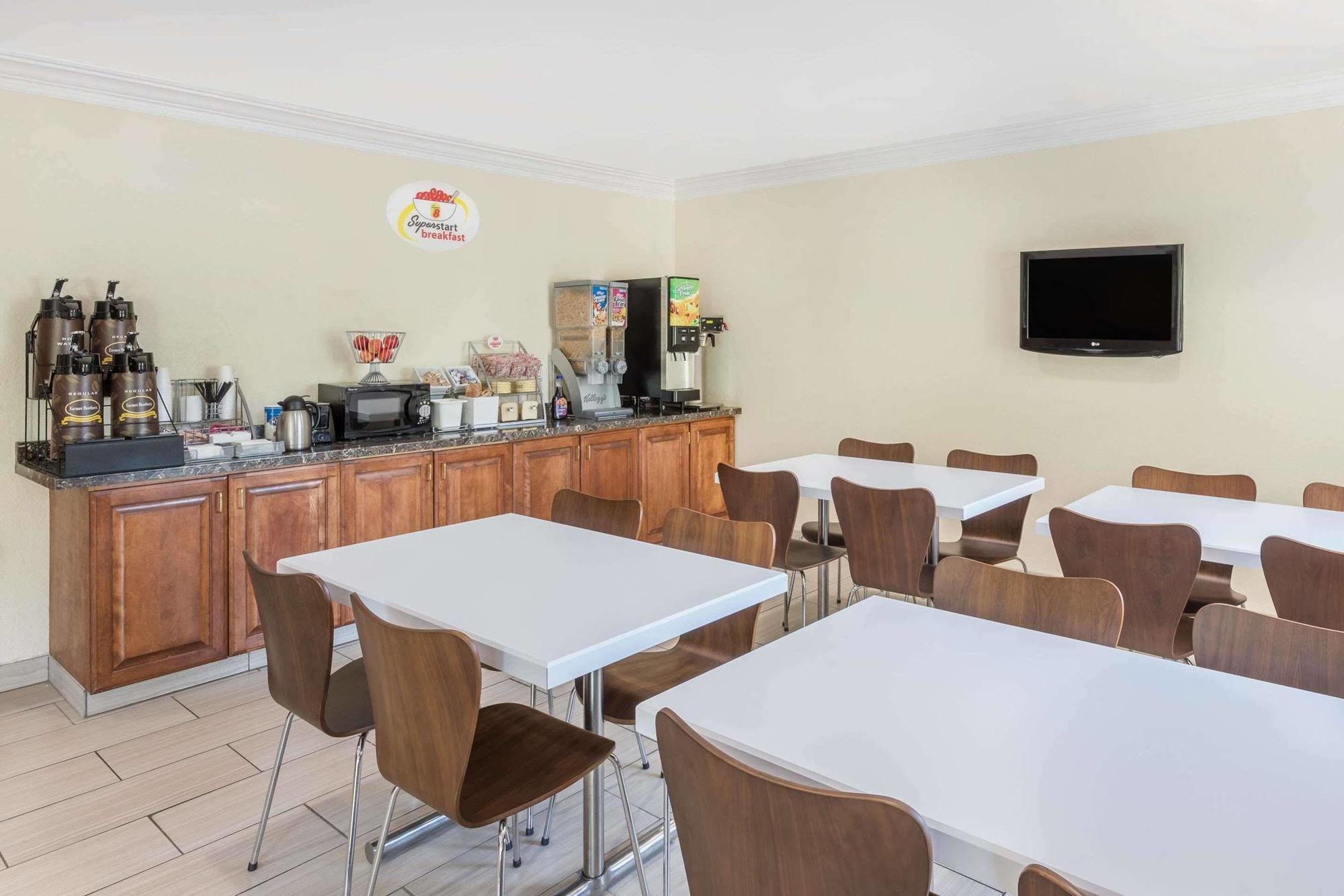 Super 8 By Wyndham Vicksburg Motel Bagian luar foto