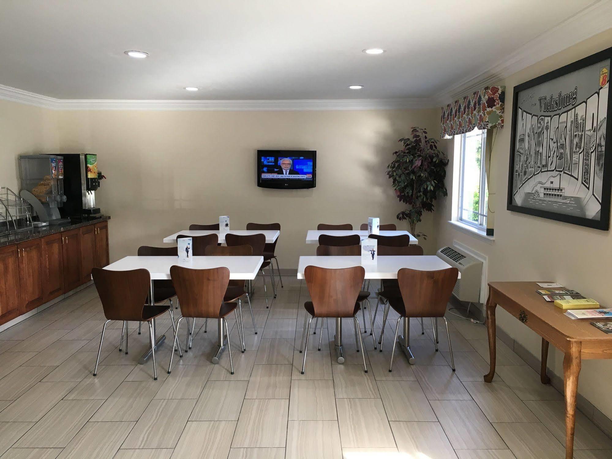 Super 8 By Wyndham Vicksburg Motel Bagian luar foto