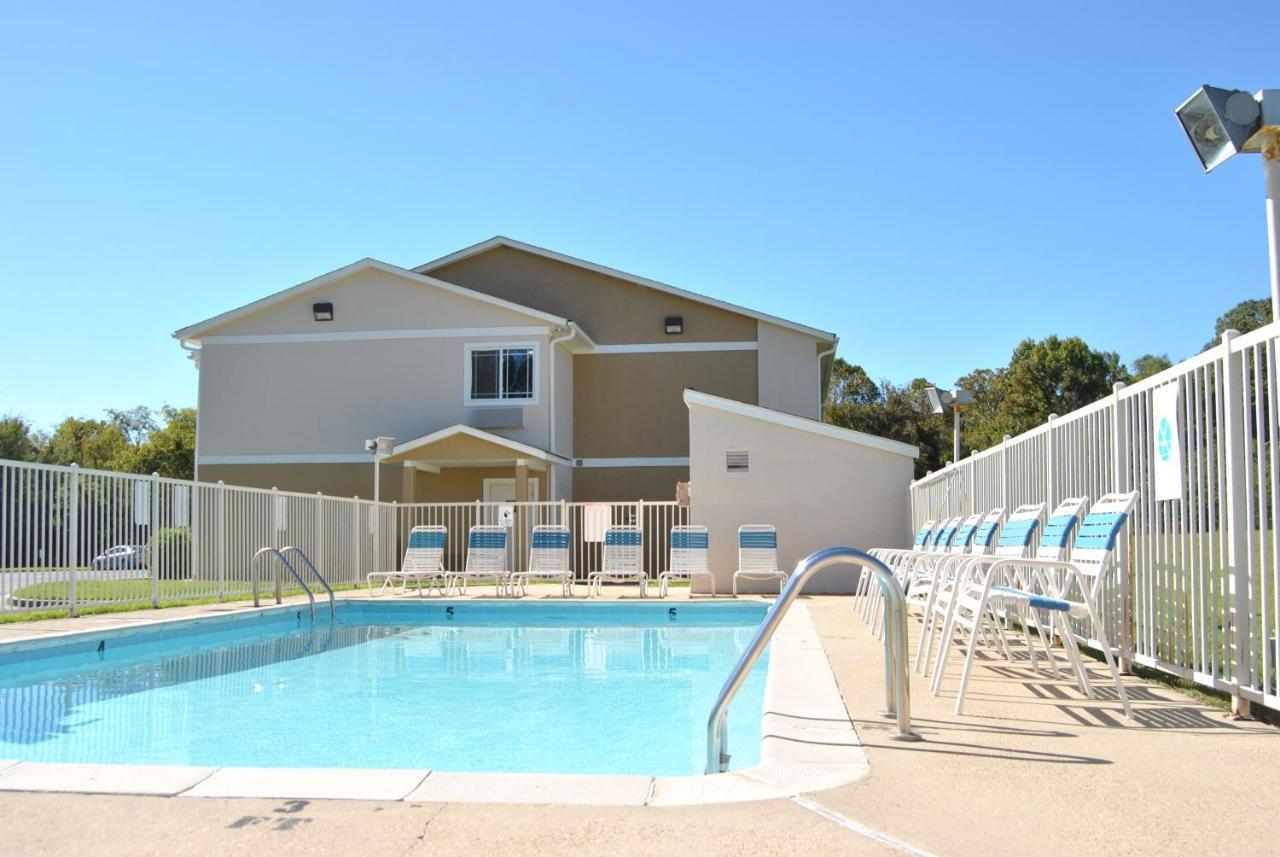 Super 8 By Wyndham Vicksburg Motel Bagian luar foto